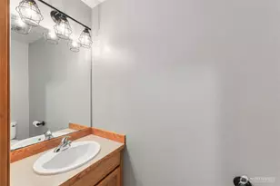 1068 Homestead Dr, Burlington, WA 98233 - Photo 16