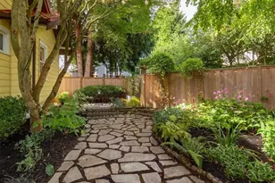 3234 NW 69th St, Seattle, WA 98117 - Photo 32