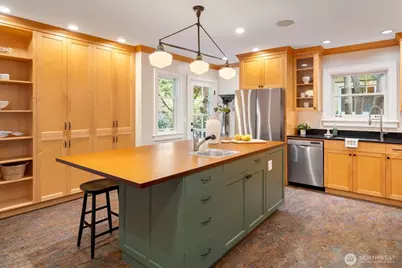 3234 NW 69th Street, Seattle, WA 98117 - Photo 14