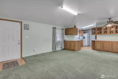 10718 63rd Street E #35, Puyallup, WA 98372 - Photo 6