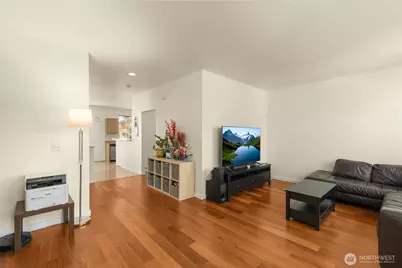 6895 Holly Park Drive S, Seattle, WA 98118 - Photo 6