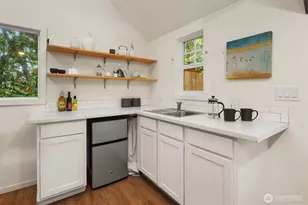 6827 28th Ave NE, Seattle, WA 98115 - Photo 36