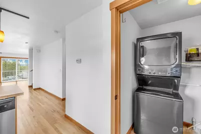 6331 42nd Avenue SW #A, Seattle, WA 98136 - Photo 32