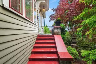 2609 Queen Anne Ave N, Seattle, WA 98109 - Photo 2