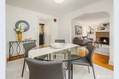 2609 Queen Anne Avenue N, Seattle, WA 98109 - Photo 8
