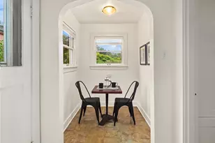 2609 Queen Anne Ave N, Seattle, WA 98109 - Photo 12
