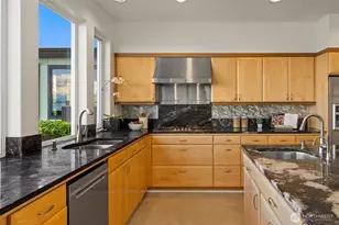 4544 W Sheridan St, Seattle, WA 98199 - Photo 8