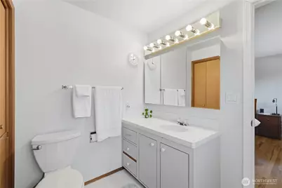 4941 125 Avenue SE, Bellevue, WA 98006 - Photo 14