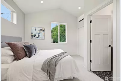 2018 Oakes Avenue #C, Everett, WA 98201 - Photo 6