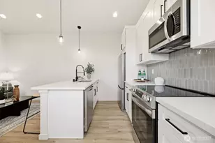 2018 Oakes Ave, Everett, WA 98201 - Photo 4