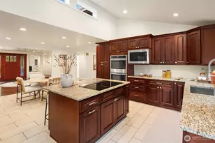 20204 45th Dr SE, Bothell, WA 98012 - Photo 14