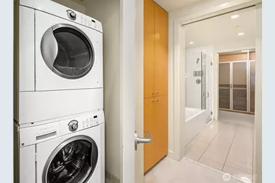 909 5th Avenue #402, Seattle, WA 98164 - Photo 14
