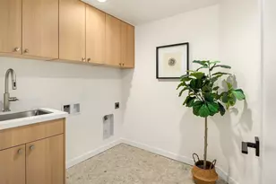 3405 E Pine St, Seattle, WA 98122 - Photo 32