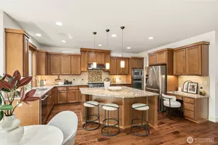 10711 Elliston Way NE, Redmond, WA 98053 - Photo 10