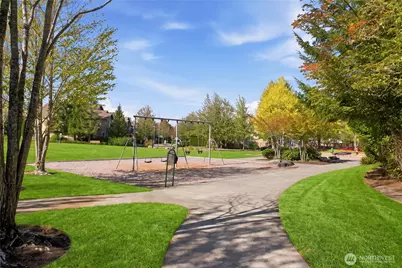 10711 Elliston Way NE, Redmond, WA 98053 - Photo 36