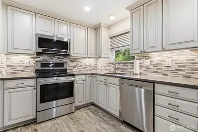 4228 S 250th Street, Kent, WA 98032 - Photo 10
