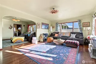912 Pacific Ave, Bremerton, WA 98337 - Photo 10