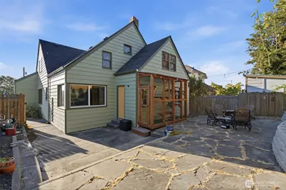 912 Pacific Avenue, Bremerton, WA 98337 - Photo 32