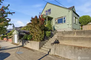 912 Pacific Ave, Bremerton, WA 98337 - Photo 4