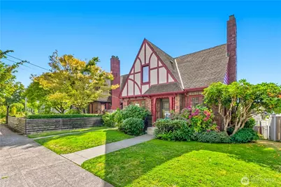 843 NE 81st Street, Seattle, WA 98115 - Photo 2