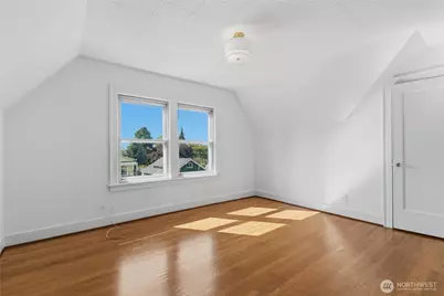 843 NE 81st Street, Seattle, WA 98115 - Photo 20