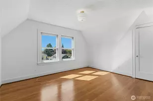 843 NE 81st St, Seattle, WA 98115 - Photo 20