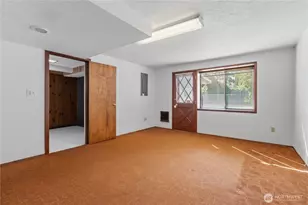 843 NE 81st St, Seattle, WA 98115 - Photo 24