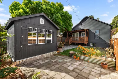 4430 29th Avenue W, Seattle, WA 98199 - Photo 32