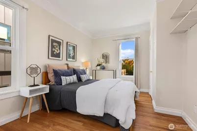 4430 29th Avenue W, Seattle, WA 98199 - Photo 18