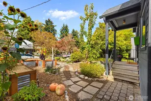 4430 29th Ave W, Seattle, WA 98199 - Photo 4