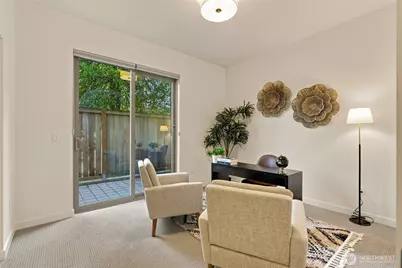 18504 Wallingford Avenue N, Shoreline, WA 98133 - Photo 4