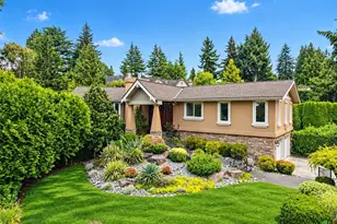 1216 88th Pl NE, Clyde Hill, WA 98004 - Photo 1