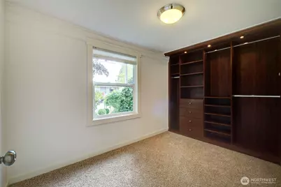 9234 36th Avenue SW, Seattle, WA 98126 - Photo 10