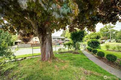 9234 36th Avenue SW, Seattle, WA 98126 - Photo 18