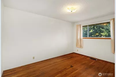 8619 Maple Lane, Edmonds, WA 98026 - Photo 16