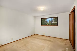 8619 Maple Ln, Edmonds, WA 98026 - Photo 14