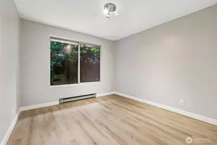 1250 Taylor Ave N, Seattle, WA 98109 - Photo 20