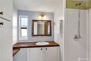 2400 Donovan Ave, Bellingham, WA 98225 - Photo 22