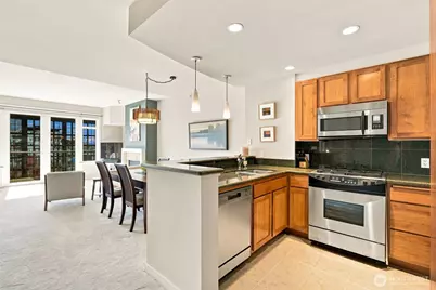2607 Western Avenue #1002, Seattle, WA 98121 - Photo 12