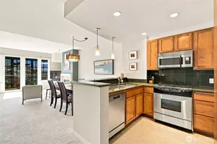 2607 Western Ave, Seattle, WA 98121 - Photo 12