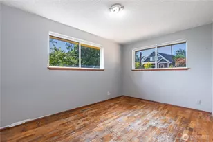 8400 32nd Ave SW, Seattle, WA 98126 - Photo 16