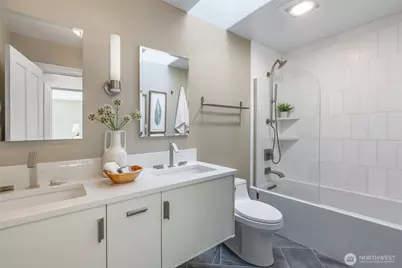 4550 49th Avenue NE, Seattle, WA 98105 - Photo 24