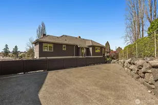 4550 49th Ave NE, Seattle, WA 98105 - Photo 28