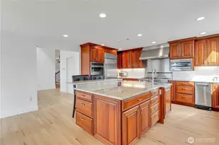 535 208th Ave NE, Sammamish, WA 98075 - Photo 14