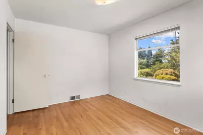 12286 Shorewood Drive SW, Seattle, WA 98146 - Photo 14