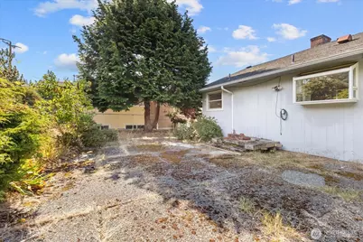 12286 Shorewood Drive SW, Seattle, WA 98146 - Photo 32