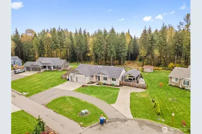 14025 107th Place NE, Lake Stevens, WA 98258 - Photo 2