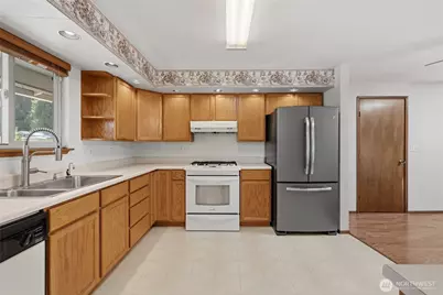 2904 11th Street SE, Puyallup, WA 98374 - Photo 10