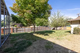 2904 11th St SE, Puyallup, WA 98374 - Photo 38