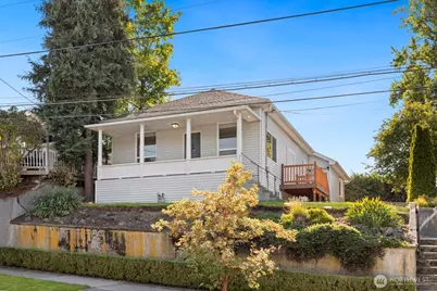 5563 Kenwood Place N, Seattle, WA 98103 - Photo 1